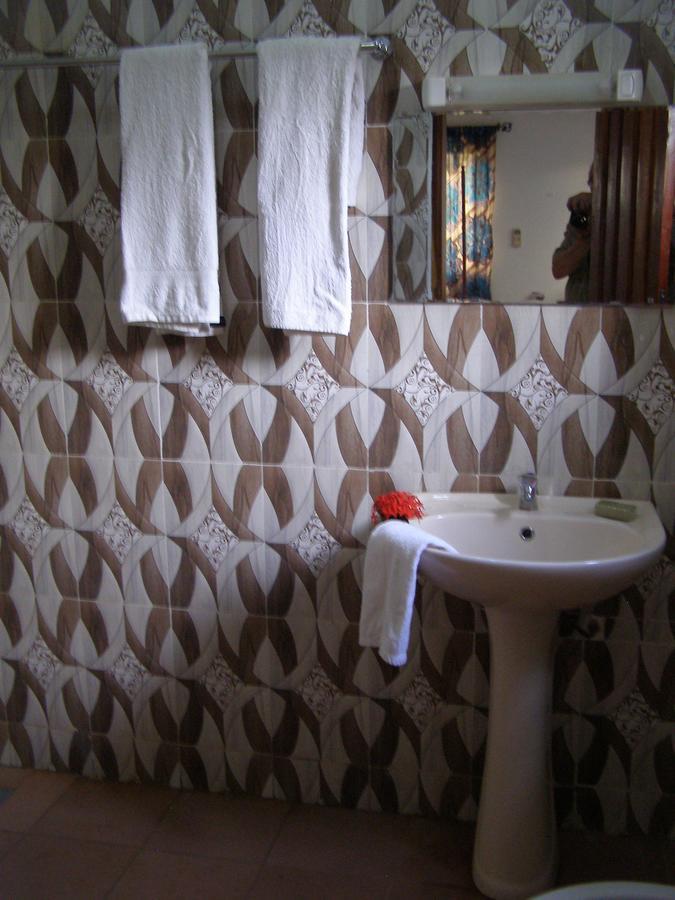 Chez Sabine Bed & Breakfast Abomey Dış mekan fotoğraf